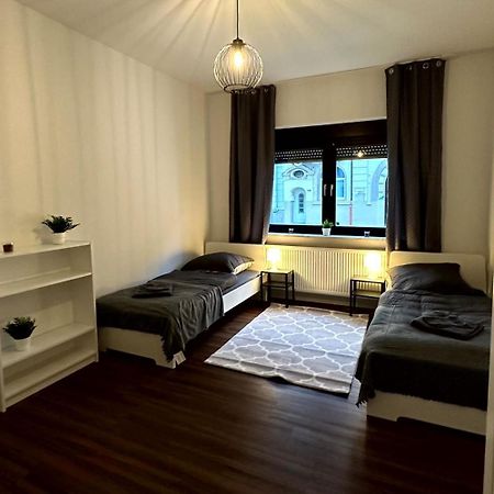 Cozy Apartment With Garden In Gelsenkirchen Eksteriør bilde