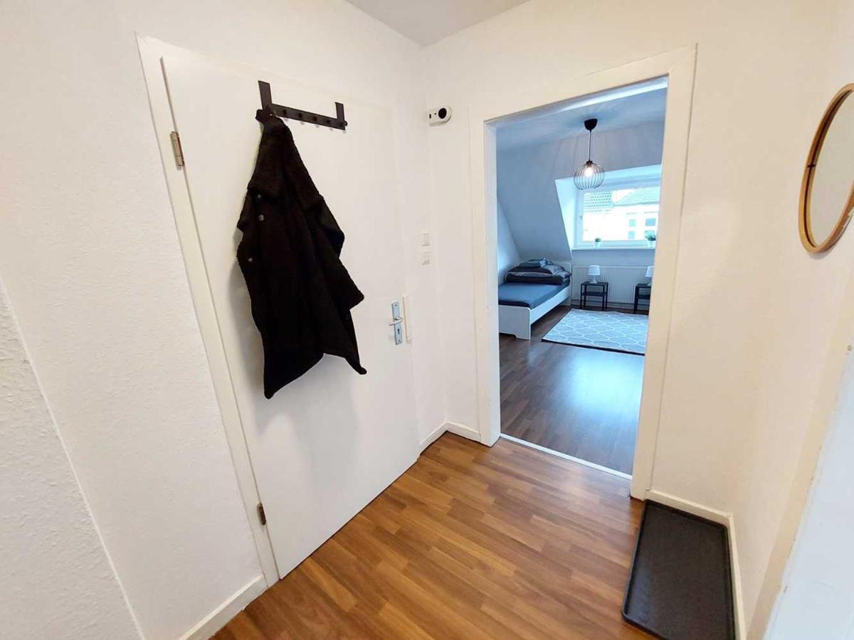 Cozy Apartment With Garden In Gelsenkirchen Eksteriør bilde
