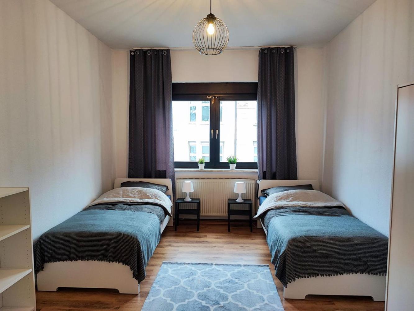 Cozy Apartment With Garden In Gelsenkirchen Eksteriør bilde