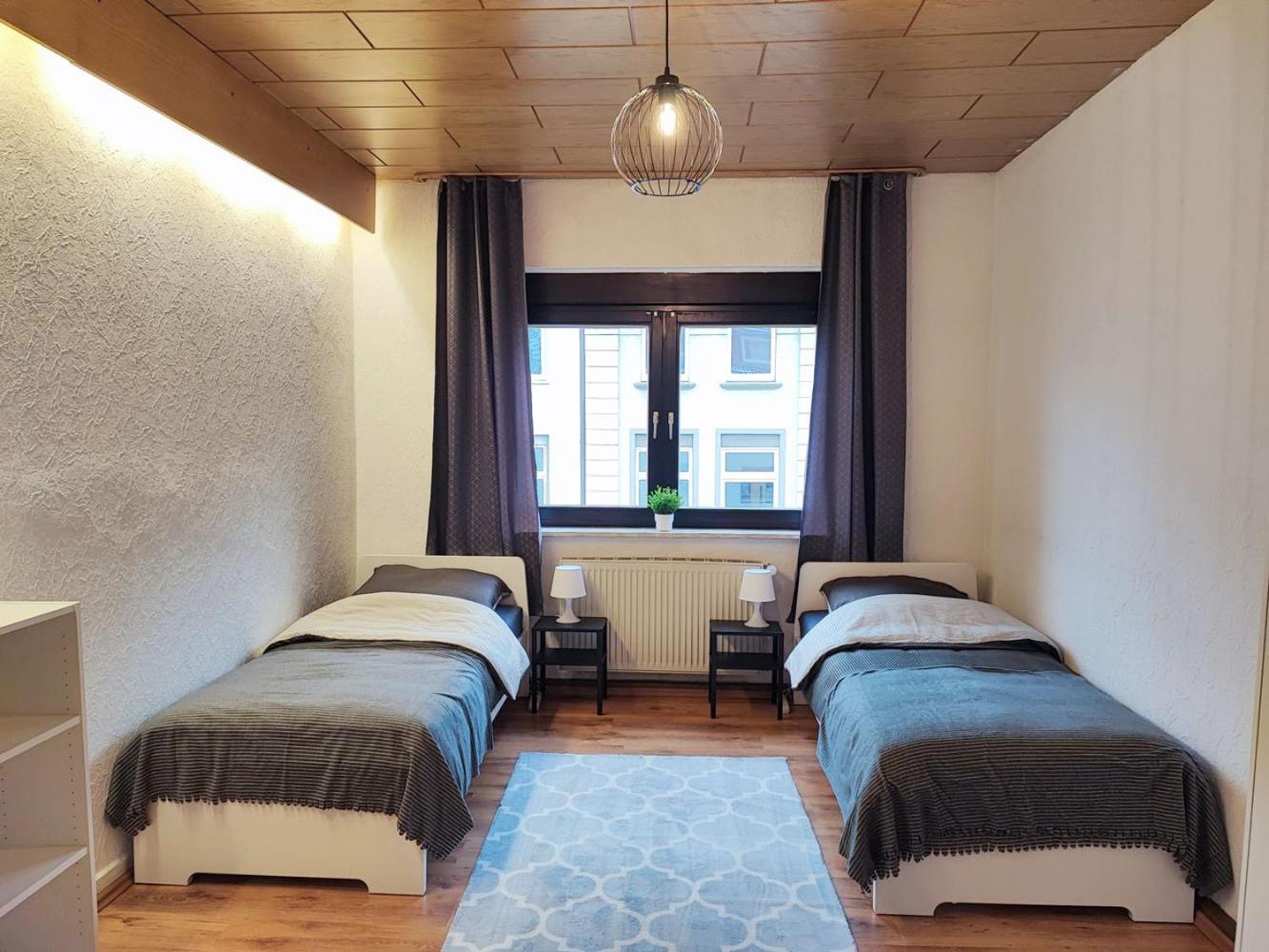Cozy Apartment With Garden In Gelsenkirchen Eksteriør bilde