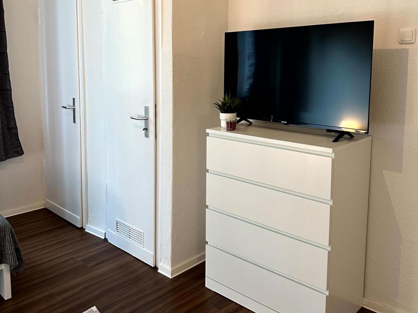 Cozy Apartment With Garden In Gelsenkirchen Eksteriør bilde